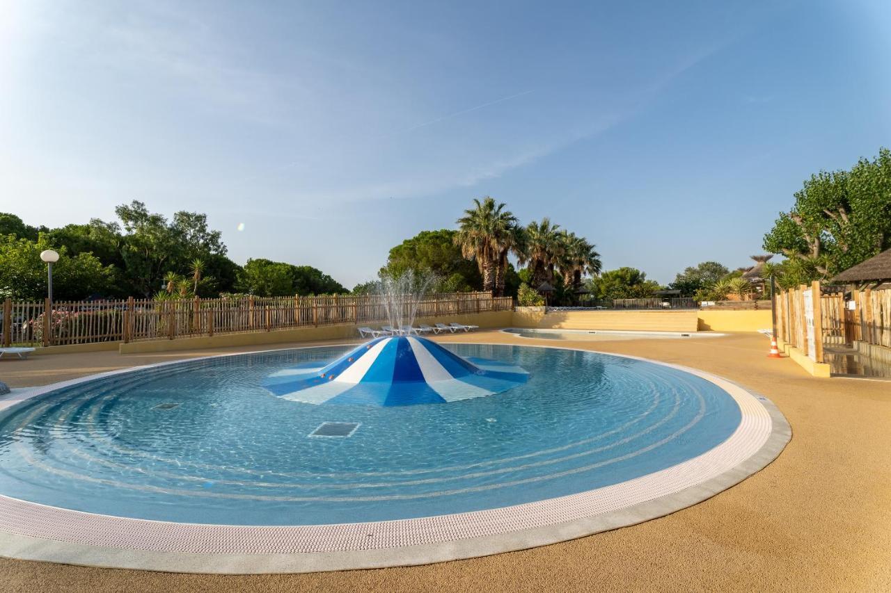 Отель Camping Beau Rivage Мезе Экстерьер фото