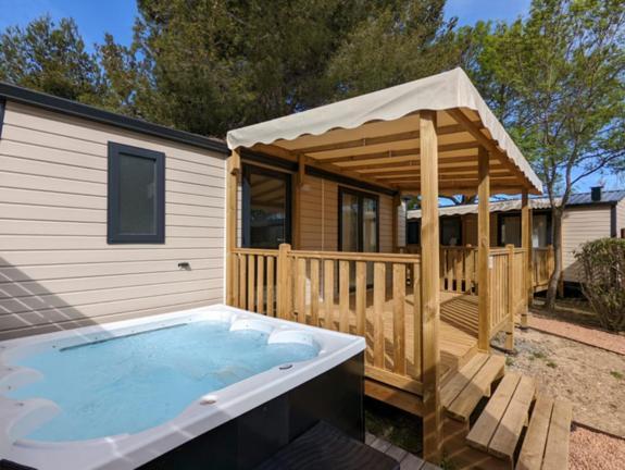 Отель Camping Beau Rivage Мезе Экстерьер фото