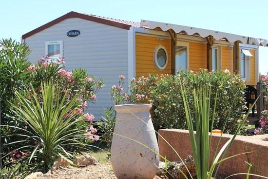 Отель Camping Beau Rivage Мезе Экстерьер фото
